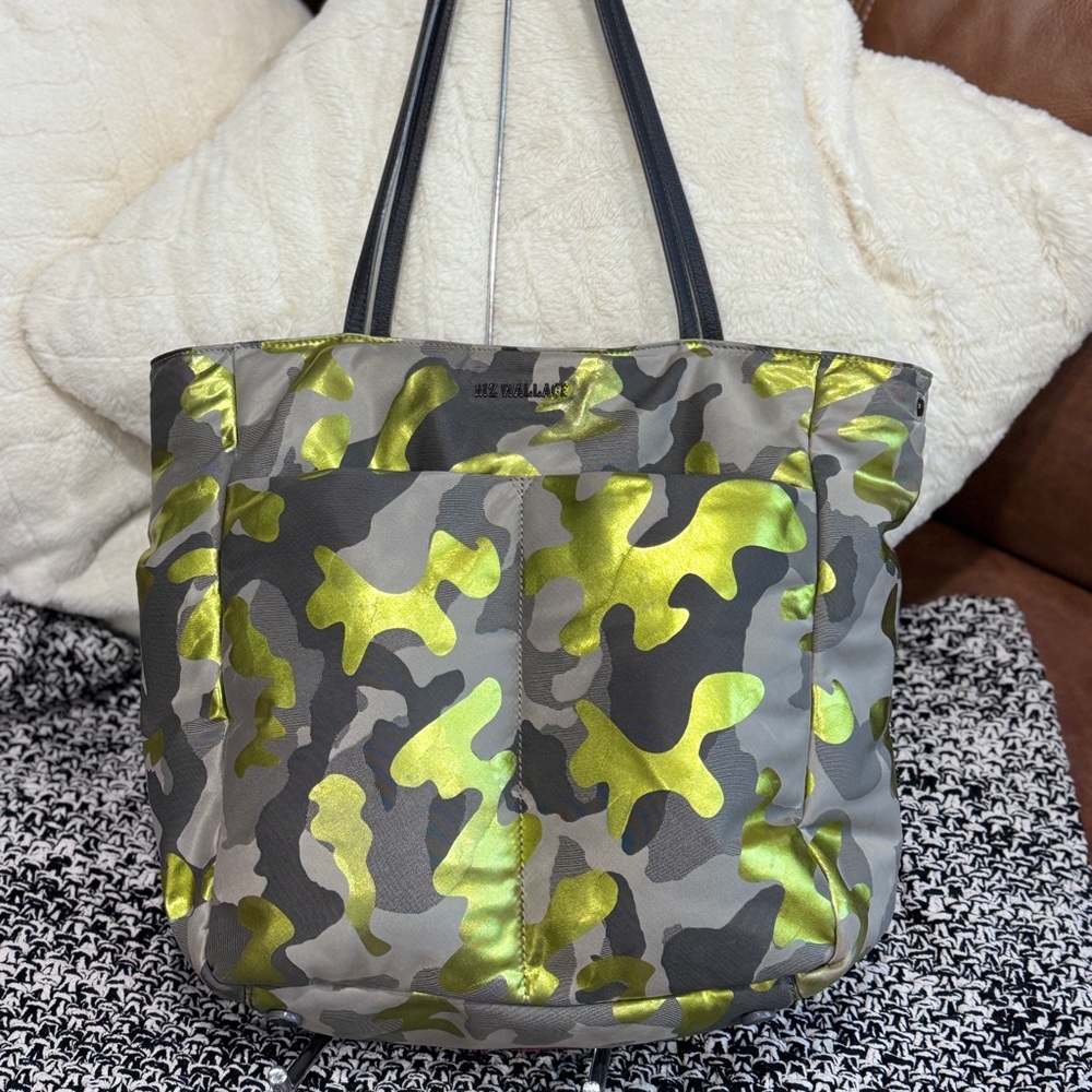 Mz Wallace Bowery Quatro Large Tote Chartreuse Green Gray Citrus Citron Bag - Picture 4 of 15